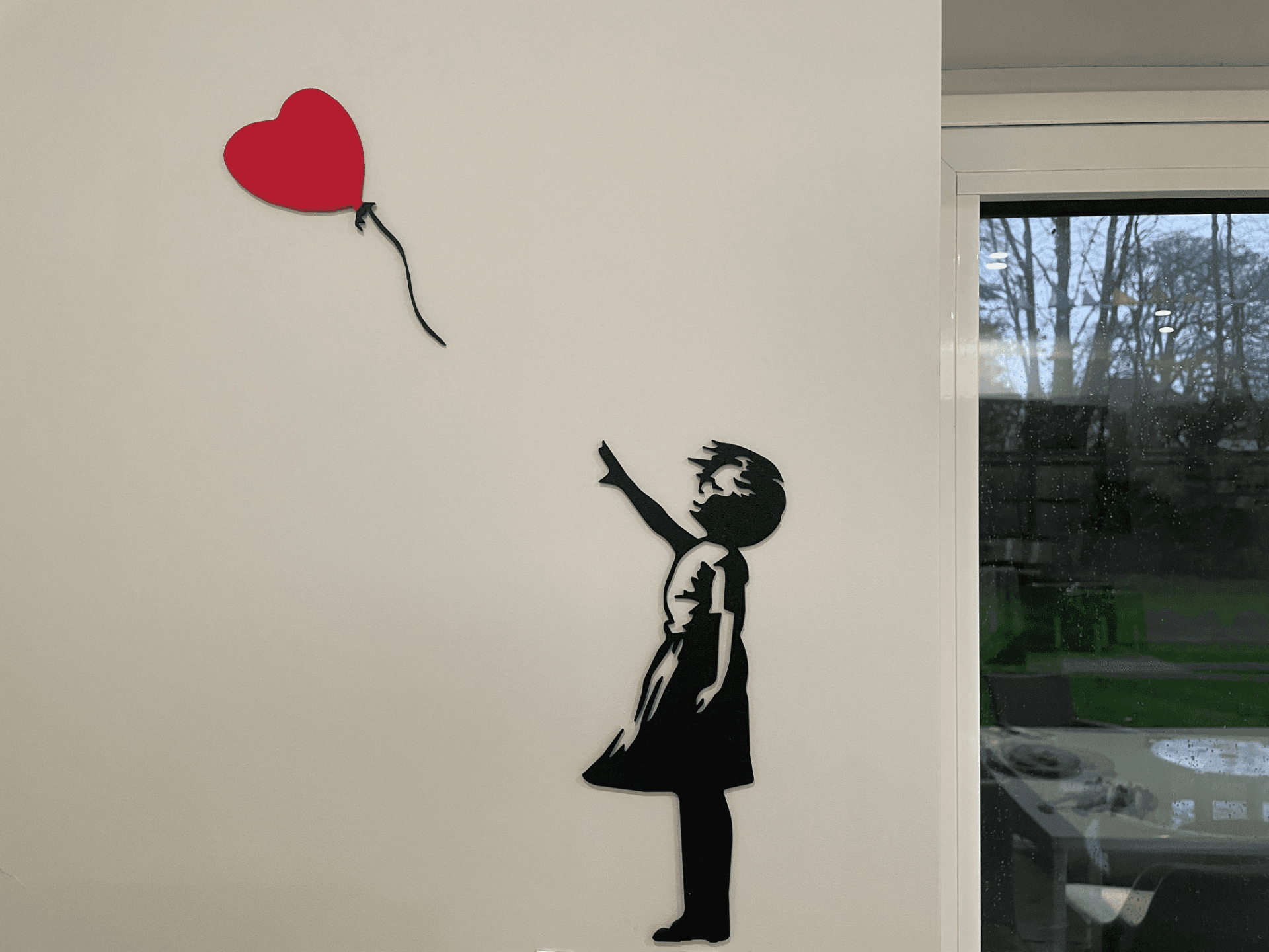 Menina com Balão